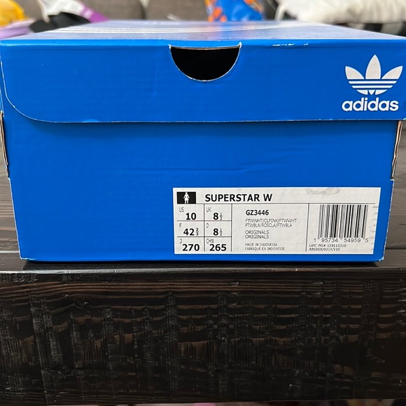 Wome’s Adidas Superstar - White & Pink - Picture 2 of 9